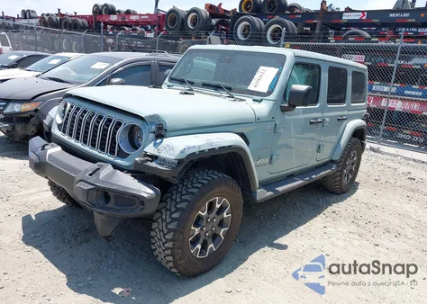 2024 Jeep Wrangler Sahara z USA, uszkodzony, nr VIN 1C4PJXEG2RW377739